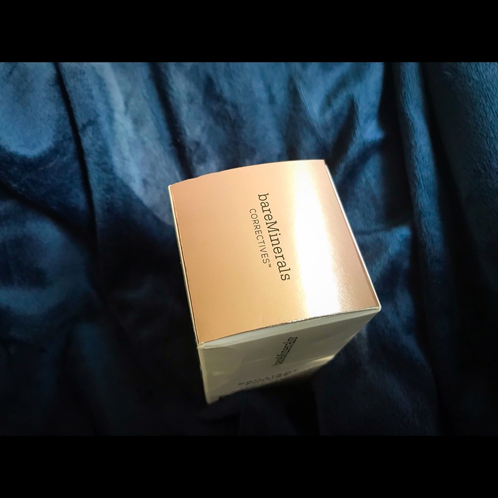 NIB “Brilliant Future” Age defense & renew Serum.